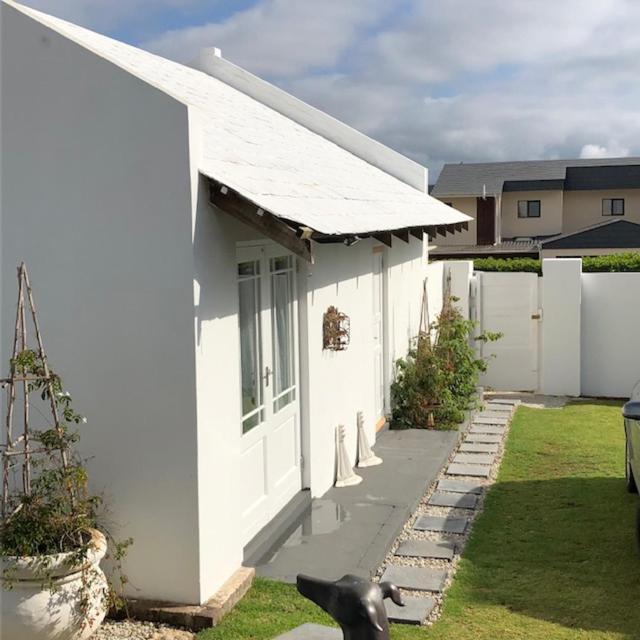 De La Fontaine Guest Cottage And Pool View Luxury Suite Plettenberg Bay Esterno foto