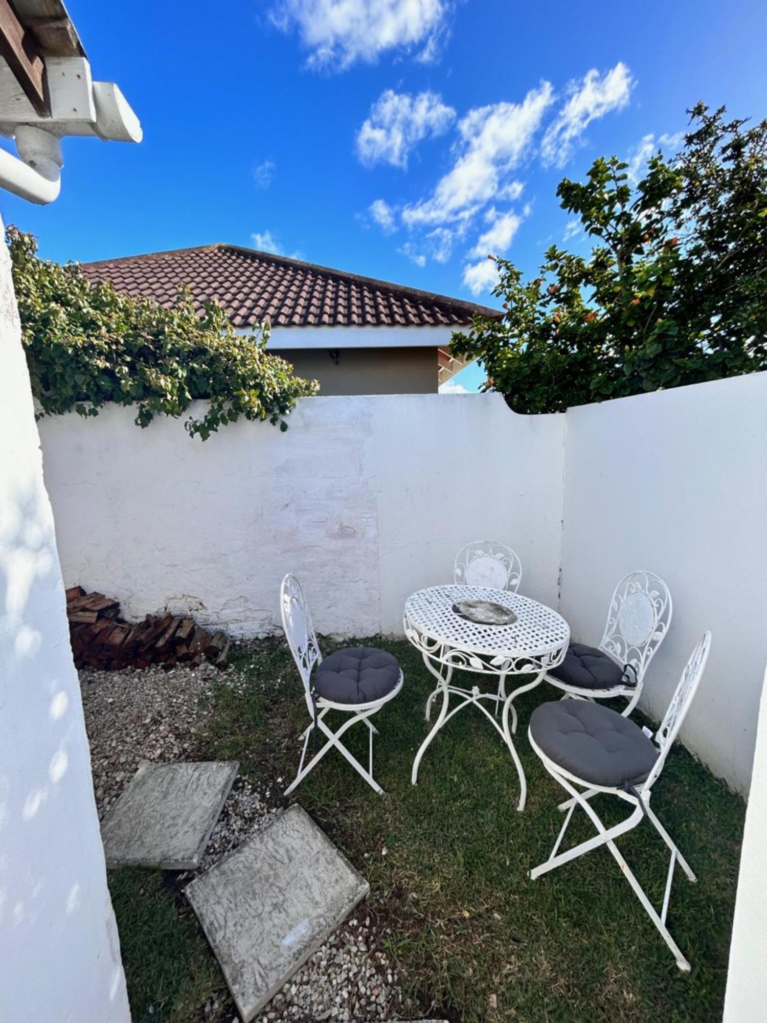 De La Fontaine Guest Cottage And Pool View Luxury Suite Plettenberg Bay Esterno foto